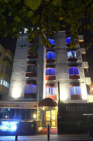 Akman Hotel