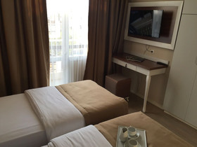 Akman Hotel