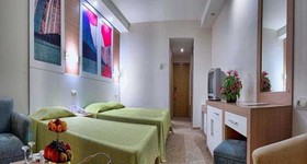 Ladonia Hotels Adakule