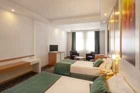 Ladonia Hotels Adakule