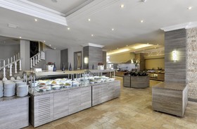Ladonia Hotels Adakule