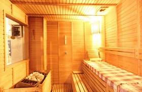 Arora Hotel