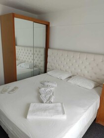 Avalon Otel