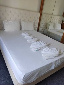 Avalon Otel