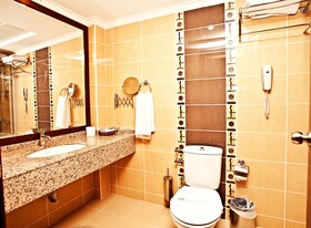 Duqqan Deluxe Hotel