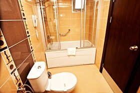 Duqqan Deluxe Hotel
