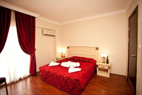 Duqqan Deluxe Hotel