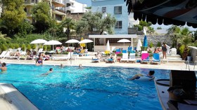 Happy Apart Hotel
