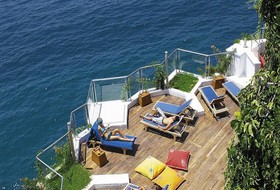 Korumar Hotel De Luxe