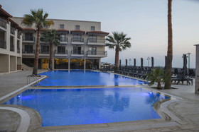 Neopol Hotel Deluxe