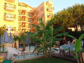 Olivia Family Suites