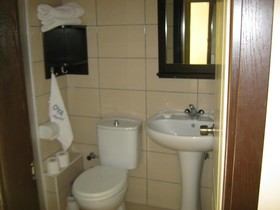 Oya Family Suites