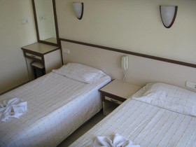 Oya Family Suites