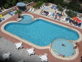 Oya Family Suites
