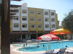Oya Family Suites