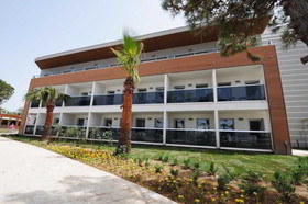 Palm Wings Beach Resort & Spa Kusadasi