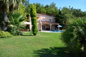 Pine Villas & Apartments Kusadasi