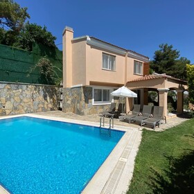 Pine Villas & Apartments Kusadasi