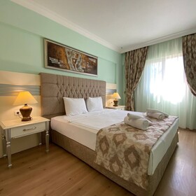 Pine Villas & Apartments Kusadasi