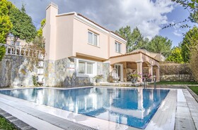Pine Villas & Apartments Kusadasi