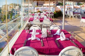 Rest & More by Dedeman Kusadasi Marina