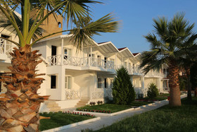 Risus Beach Resort Hotel
