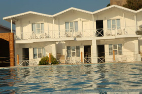 Risus Beach Resort Hotel