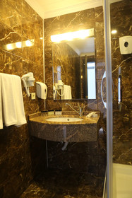 Risus Beach Resort Hotel