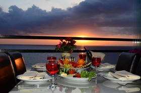 Sunday Beach Hotel