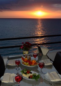 Sunday Beach Hotel