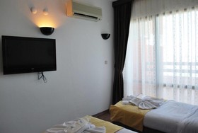 Sunday Beach Hotel