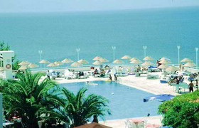 Blue Vista Hill Hotel