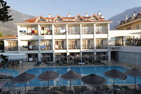 Golden Life Resort Hotel & Spa