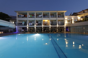 Golden Life Resort Hotel & Spa