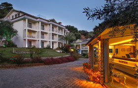 Morina Deluxe Hotel