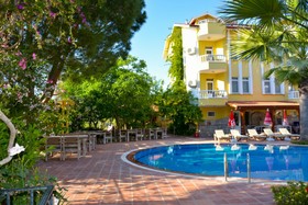 Mountain Valley Apartments & Villa's