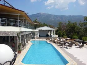 Nicholas Park Hotel
