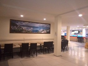 Nicholas Park Hotel
