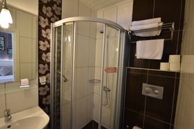Nicholas Park Hotel