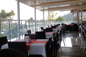 Nicholas Park Hotel