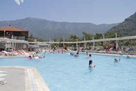 Nicholas Park Hotel