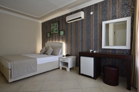 Nicholas Park Hotel