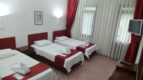 Ünlü Hotel