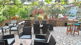Ünlü Hotel