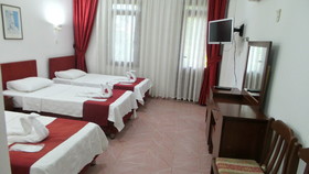 Ünlü Hotel