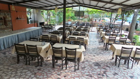Ünlü Hotel