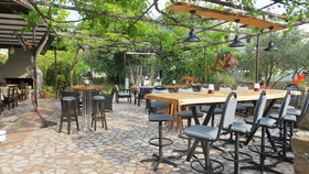 Ünlü Hotel