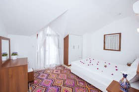Olympia Villas