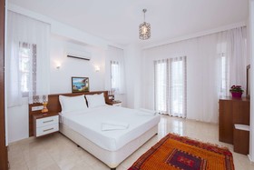 Olympia Villas