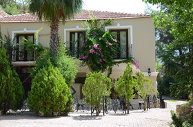Paradise Garden Hotel